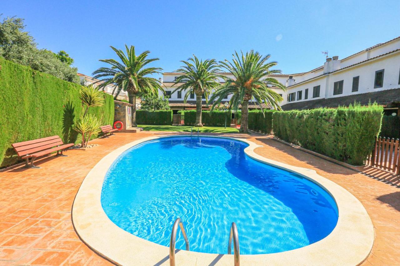 Calderon De La Barca - Only Families Villa Cambrils Kültér fotó