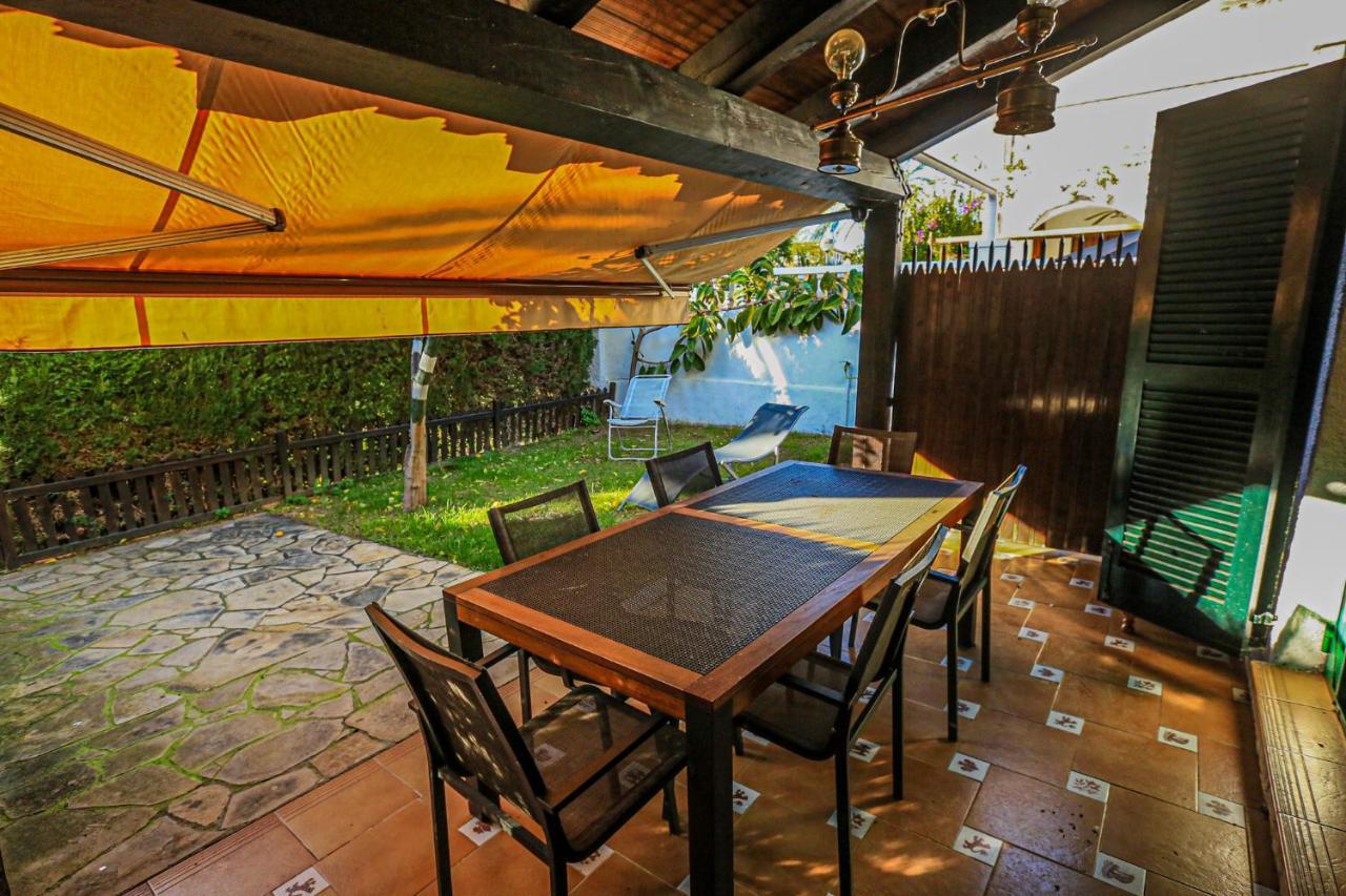 Calderon De La Barca - Only Families Villa Cambrils Kültér fotó