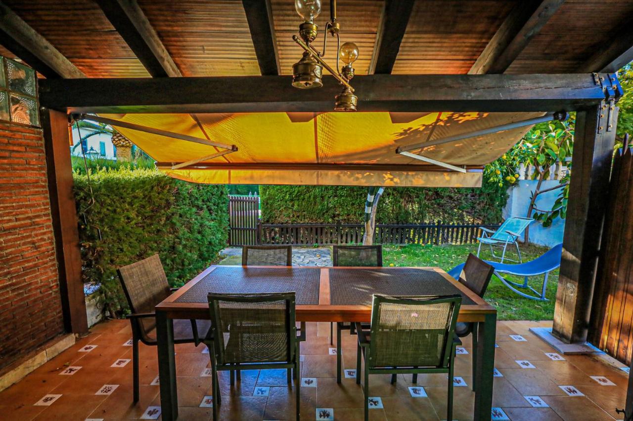 Calderon De La Barca - Only Families Villa Cambrils Kültér fotó