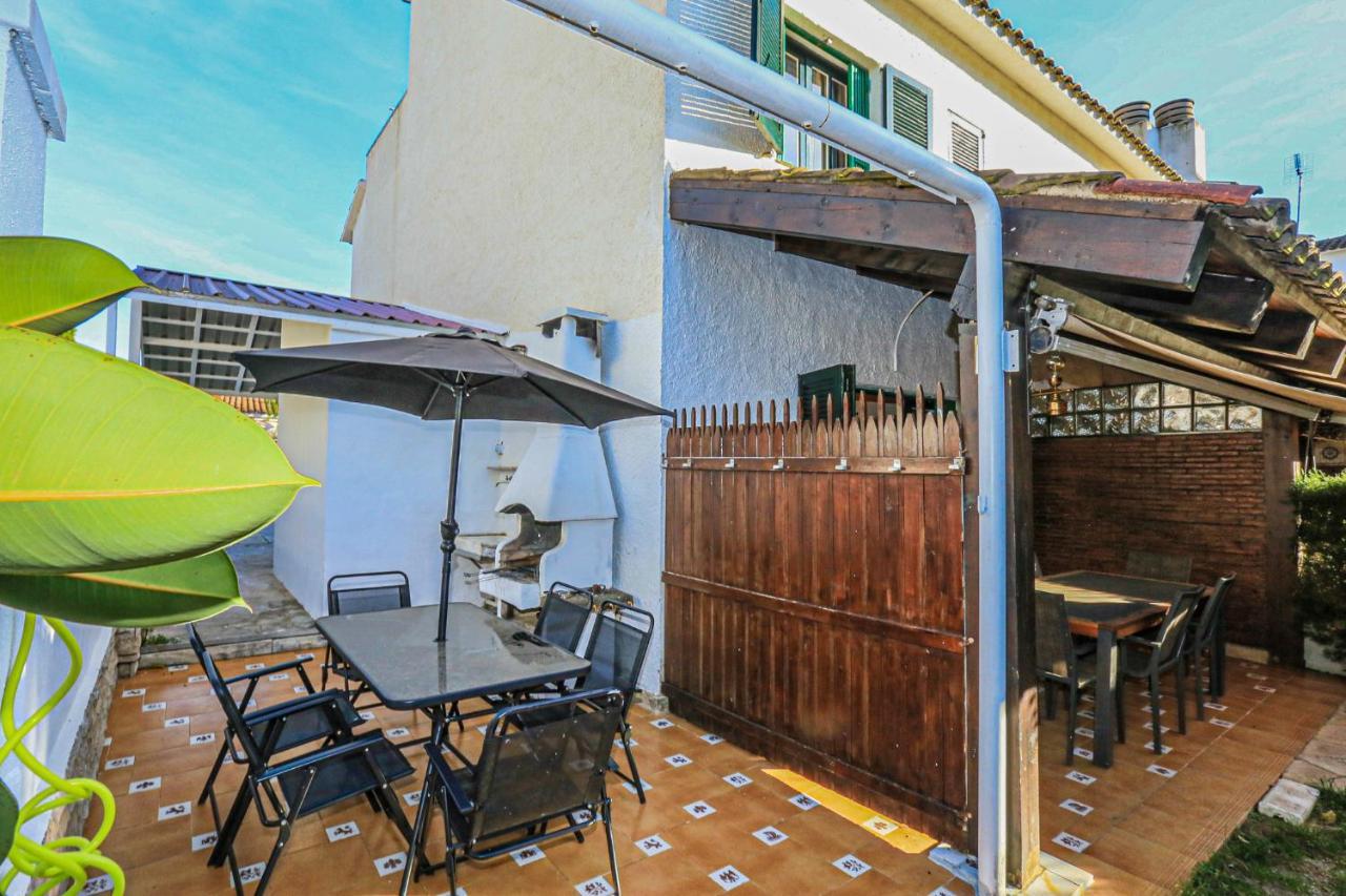 Calderon De La Barca - Only Families Villa Cambrils Kültér fotó