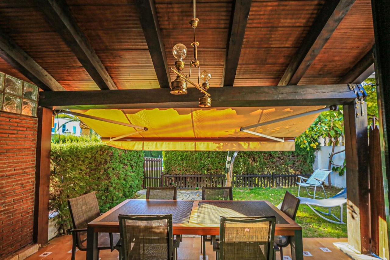 Calderon De La Barca - Only Families Villa Cambrils Kültér fotó